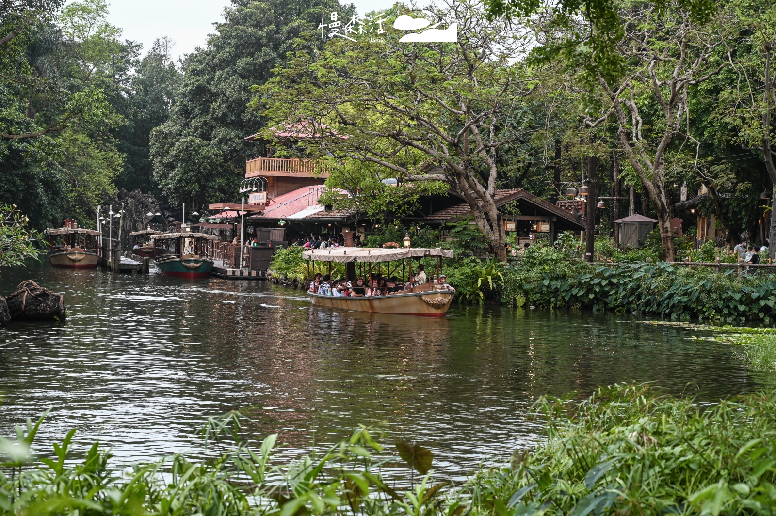 香港迪士尼樂園 探索世界 森林流河之旅