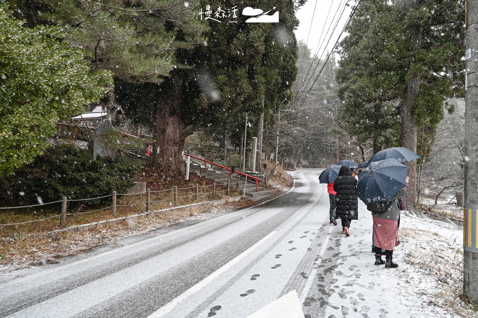 日本東北地區 秋田県 田澤湖前往御座石神社